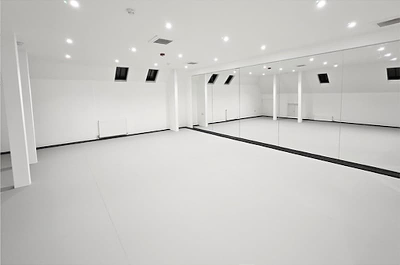 Dance Studio 3 — sprung floor, mirrors