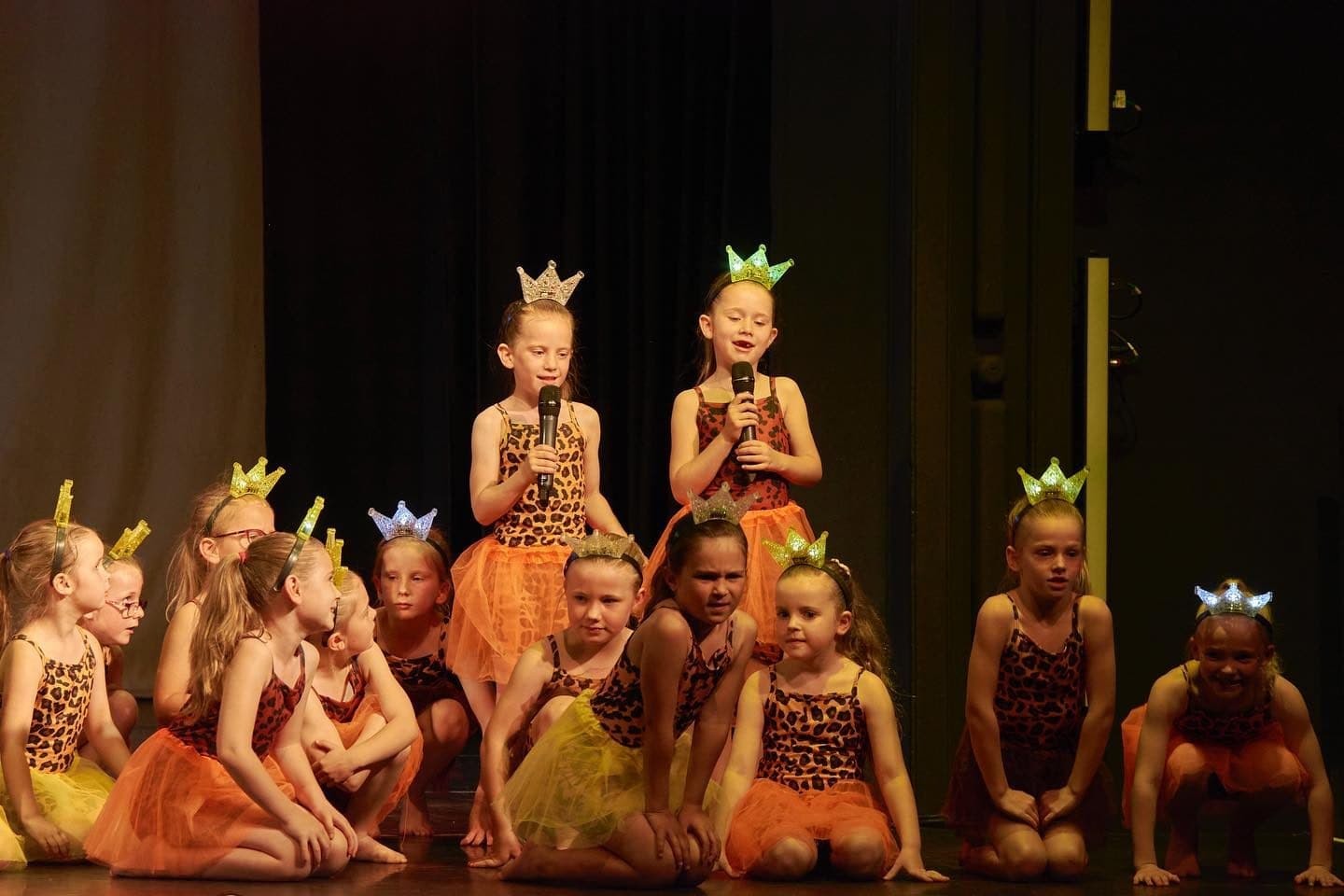 D2E Academy Musical Theatre class